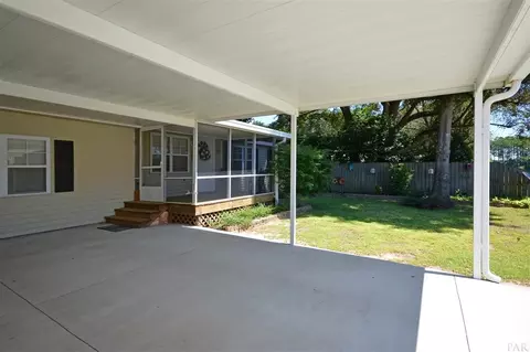6384 Simpson Dr, Milton, FL 32570 photo 5
