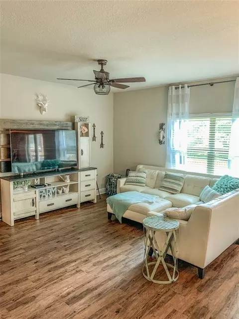 6323 Ladera Trl, Pace, FL 32571 photo 2