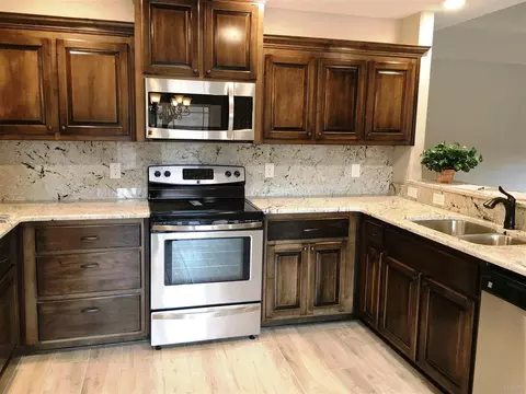 8830 Gristmill Way, Milton, FL 32583 photo 4