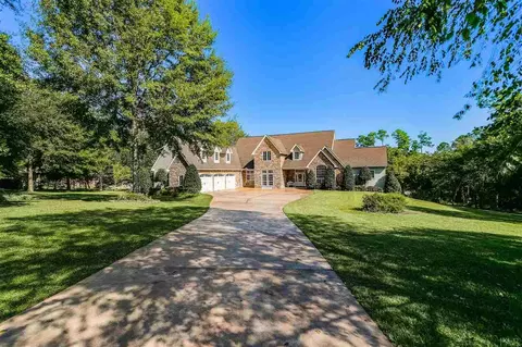 596 E Kingsfield Rd, Cantonment, FL 32533 photo 4