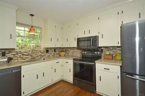 3236 Toby Ln, Pace, FL 32571 photo 9