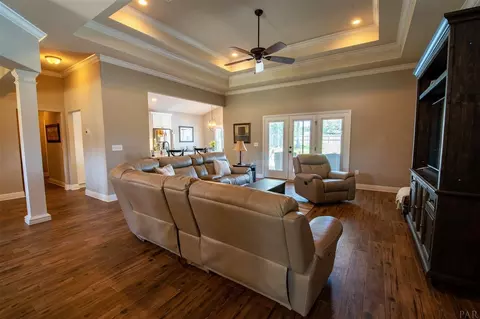 4066 Manchester Ct, Pace, FL 32571 photo 7