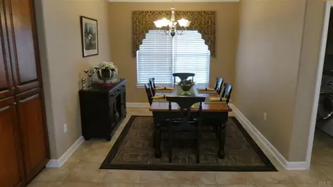3848 Throne Ct, Milton, FL 32583 photo 7