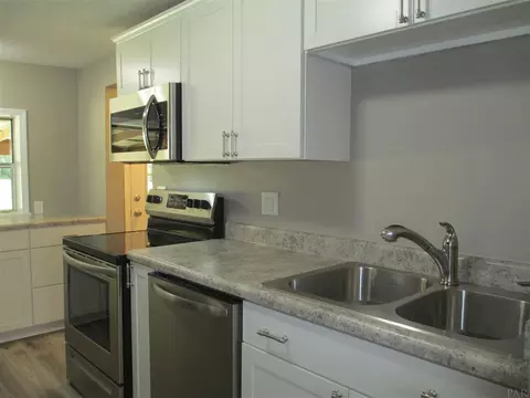 998 Lewis Rd, Milton, FL 32570 photo 11
