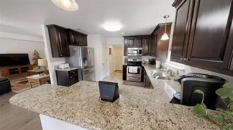 7927 Silver Maple Dr, Milton, FL 32583 photo 10