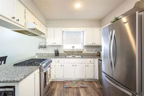 7535 Loop St, Navarre, FL 32566 photo 5