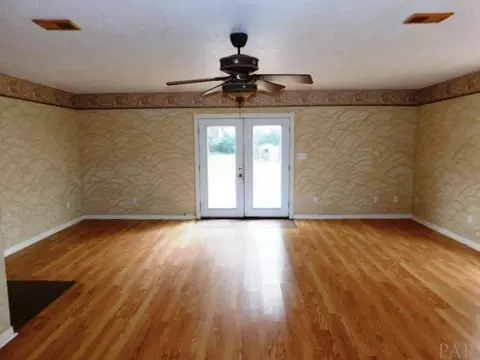 4910 Country Mill Rd, Jay, FL 32565 photo 4