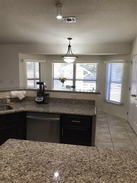 6574 Fall St, Milton, FL 32570 photo 8