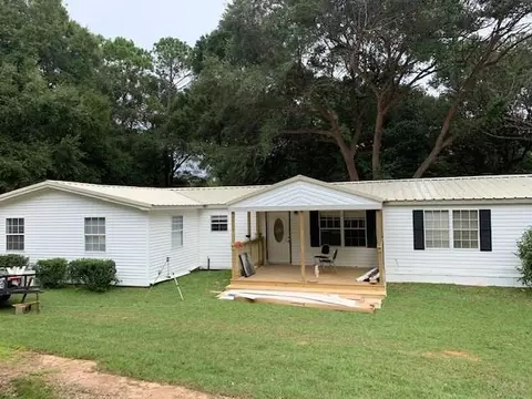 3913 Legend Creek Dr, Pace, FL 32571 photo 2