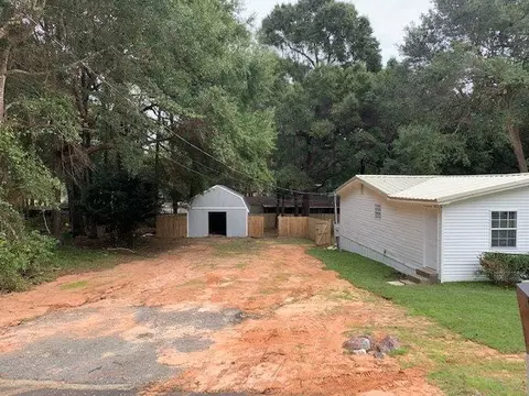 3913 Legend Creek Dr, Pace, FL 32571 photo 3