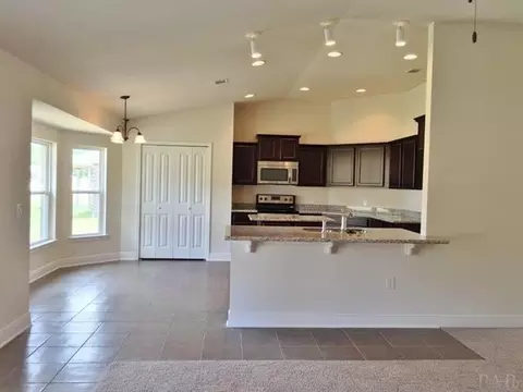 5522 Cane Syrup Cir, Pace, FL 32571 photo 2