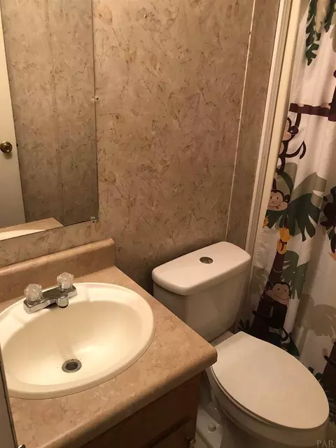 4838 Guernsey Rd, Pace, FL 32571 photo 9