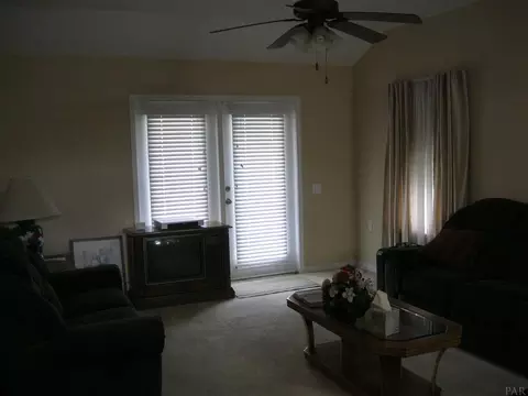 2410 Flintstone Dr, Cantonment, FL 32533 photo 7