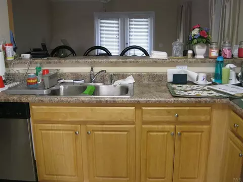 2410 Flintstone Dr, Cantonment, FL 32533 photo 4
