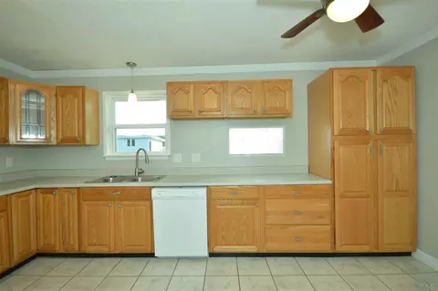 5057 Pennington Ln, Pace, FL 32571 photo 9