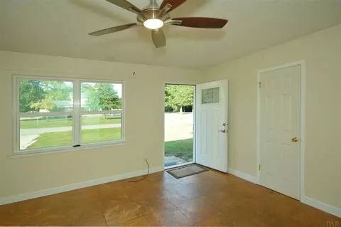 5057 Pennington Ln, Pace, FL 32571 photo 5