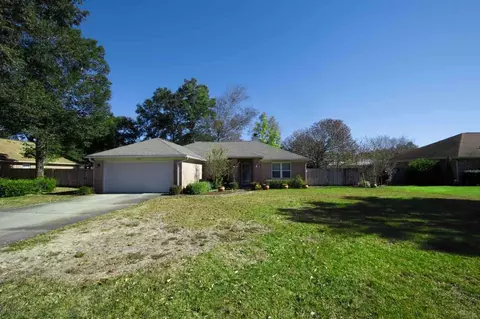 5138 Goshawk Dr, Milton, FL 32570 photo 1