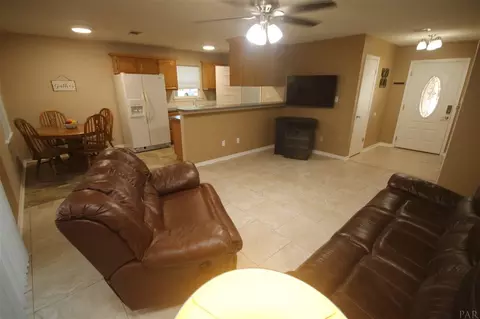 4428 Angie Ln, Pace, FL 32571 photo 9