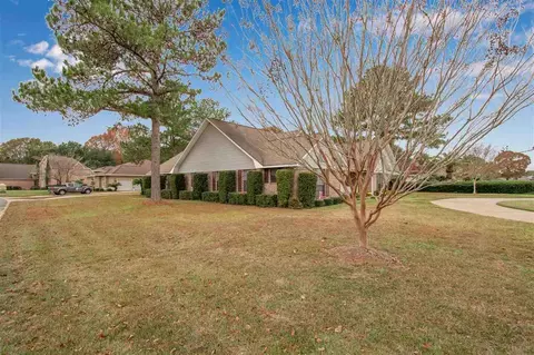 3207 Cobblestone Dr, Pace, FL 32571 photo 4