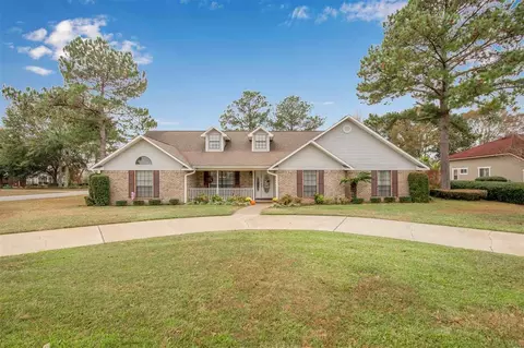 3207 Cobblestone Dr, Pace, FL 32571 photo 1