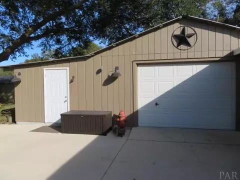5401 Jenny Cir, Milton, FL 32571 photo 22