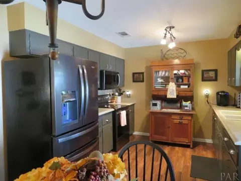 5401 Jenny Cir, Milton, FL 32571 photo 6