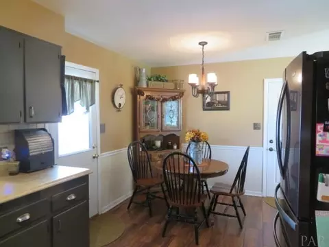 5401 Jenny Cir, Milton, FL 32571 photo 7