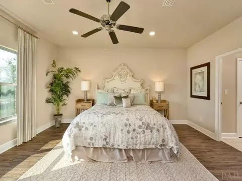 3834 Hawks Landing Cir, Pace, FL 32571 photo 11