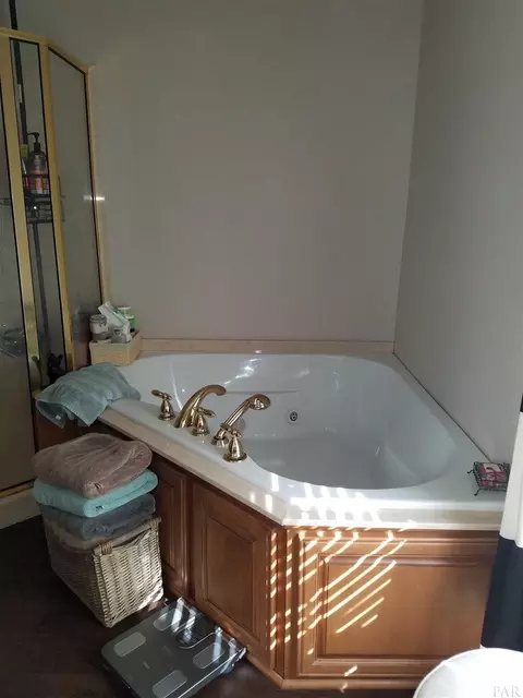 2033 Bay Point Blvd, Milton, FL 32583 photo 38