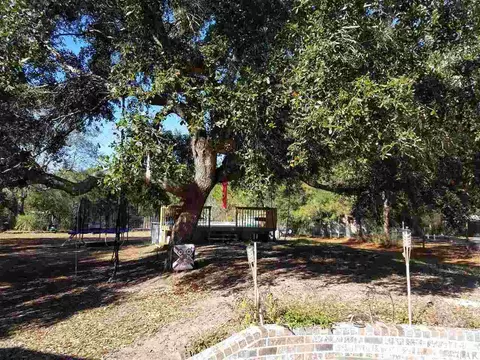 2033 Bay Point Blvd, Milton, FL 32583 photo 5