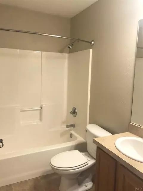 4476 Oak Forest Dr, Milton, FL 32583 photo 17