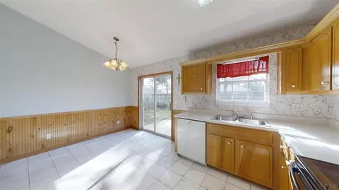 5689 Ridge Ave, Milton, FL 32583 photo 4