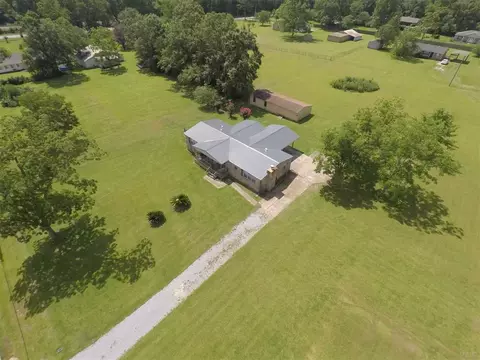 173 Cedar Tree Ln, Cantonment, FL 32533 photo 9