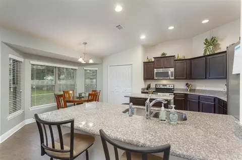 5601 Cane Syrup Cir, Pace, FL 32571 photo 6