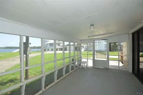 7063 Oak St, Milton, FL 32583 photo 29