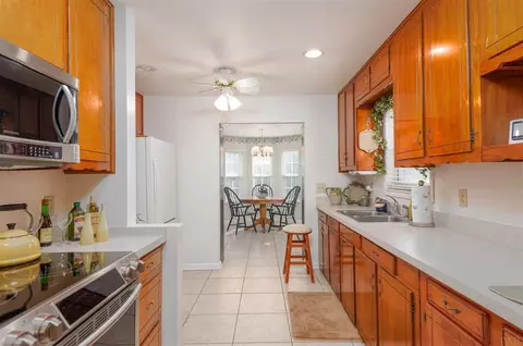 2705 Pine Forest Rd, Cantonment, FL 32533 photo 9