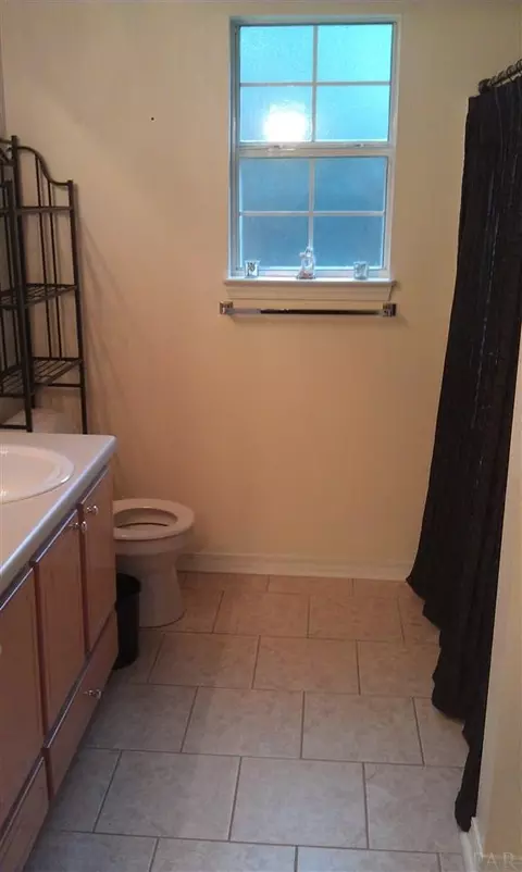 4416 Devonshire Pl, Pace, FL 32571 photo 9