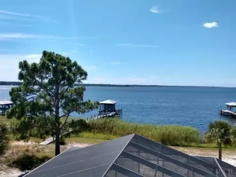 7805 Petersen Pt Rd, Milton, FL 32583 photo 2