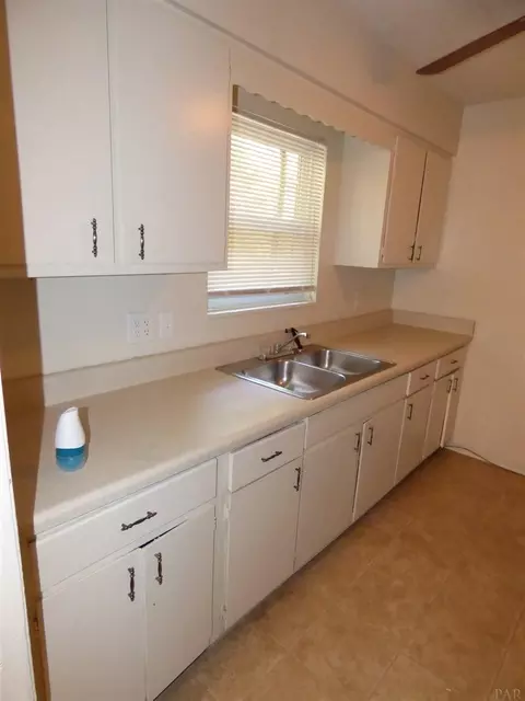 6512 Julia Dr, Milton, FL 32570 photo 6