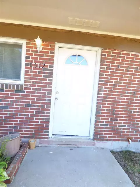 6512 Julia Dr, Milton, FL 32570 photo 2