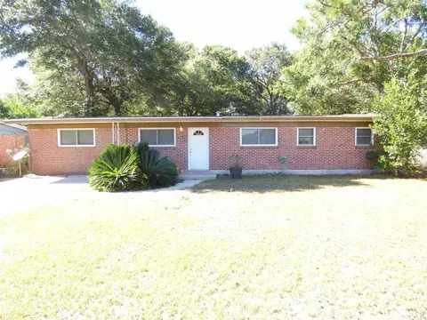 6512 Julia Dr, Milton, FL 32570 photo 1