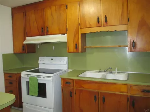 5885 Cedar Tree Rd, Milton, FL 32570 photo 9