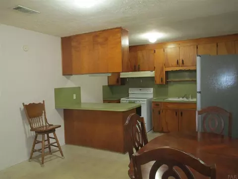 5885 Cedar Tree Rd, Milton, FL 32570 photo 10