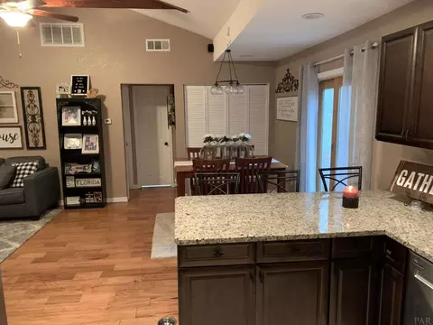 5535 Riverside St, Milton, FL 32570 photo 5