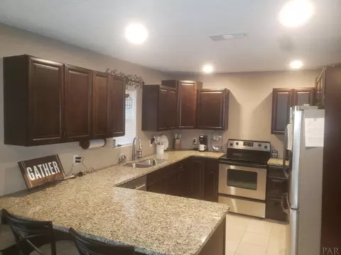 5535 Riverside St, Milton, FL 32570 photo 3