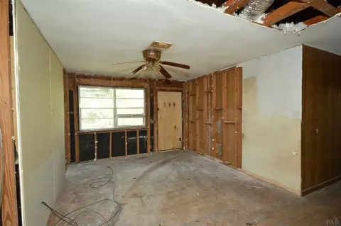 8950 Echo Ln, Milton, FL 32570 photo 5
