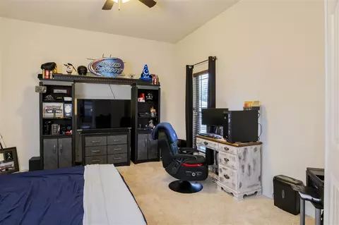 5645 Peach Dr, Pace, FL 32571 photo 9