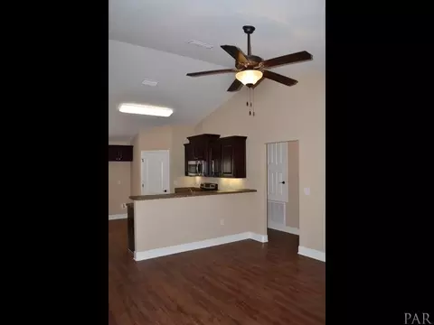 5026 Covenant Cir, Pace, FL 32571 photo 2