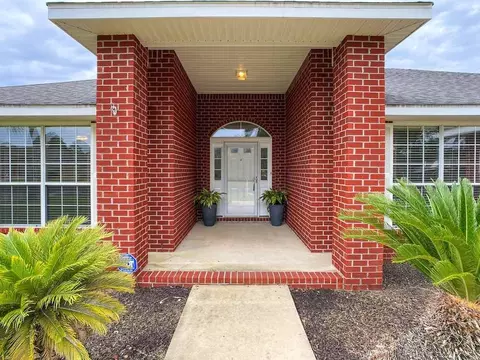 1023 Ashley Rd, Milton, FL 32583 photo 2