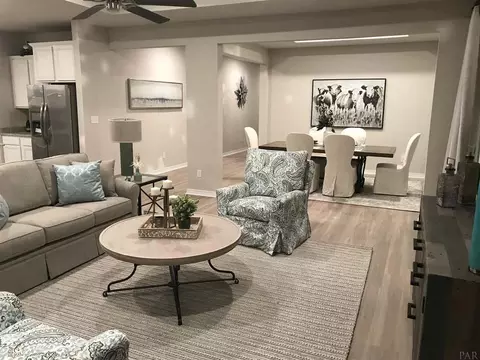 889 Jacobs Way, Cantonment, FL 32533 photo 6